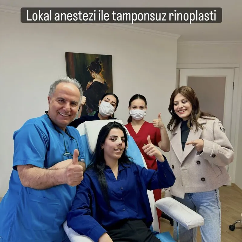 Op. Dr. Hüsrev Çetin – Instagram post 3